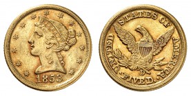5 Dollars 1853 D, Dahlonega. Tête de la Liberté à gauche, entourée de treize étoiles. Date en dessous / Ecusson sur une aigle aux ailes éployées, tena...