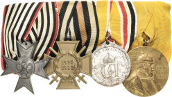 Ordensspangen
Spange mit 4 Auszeichnungen Preußen- Verdienstkreuz für Kriegshilfe. Verliehen 1916-1924. Kriegsmetall grau. Deutsches Reich- Ehrenkreu...