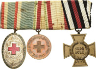 Ordensspangen
Spange mit 3 Auszeichnungen Sächsischer Landesverein vom Roten Kreuz- Ehrenzeichen 3. Klasse. Bronze, versilbert, teilemailliert. Medai...