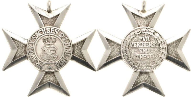 Orden deutscher Länder Sachsen
Silbernes Verdienstkreuz Verliehen 1910-1918. Me...