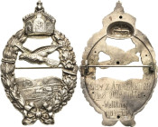 Orden des Deutschen Reiches
Fliegererinnerungsabzeichen Verliehen 1914-1921. Verödet, Nadel quer mit Nadelhaken. Revers eingravierte Widmung "Aew, z....