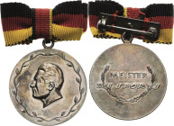 Orden der Deutschen Demokratischen Republik Auszeichnung der Sportorganisationen
Silbermedaille Verliehen 1955-1970. "Meister des Sports". Silber. Mi...