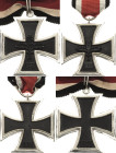 Orden der Bundesrepublik Deutschland
Ritterkreuz des Eisernen Kreuzes 1939 in der Ausführung 1957 Verliehen 1957. (ohne HK) am konfektionierten Band....
