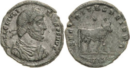 Kaiserzeit
Julian II. Apostata 355-363 Doppelmaiorina 360/363, Siscia Brustbild mit Perldiadem nach rechts, DN FL IVLANVS PF AVG / Stier nach rechts ...