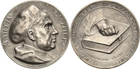 Reformation-Ereignisse und Jubiläen
 Silbermedaille 1917 (H. Kaufmann/R. Ball) 400 Jahre Reformation. Brustbild Martin Luthers nach rechts / Faust au...