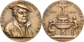 Reformation-Ereignisse und Jubiläen
 Bronzegussmedaille 1917 (K. Goetz) 400 Jahre Reformation. Brustbild Martin Luther halbrechts / Kruzifix auf Brun...