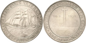 Schifffahrt
 Silbermedaille 1932 (unsigniert, Oskar Glöckler) Volksspende-Niobe. Ansicht des Segelschiffes zu See / Grabkreuz über Meeresoberfläche. ...