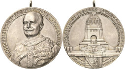 Schützenmedaillen
Leipzig Silbermedaille 1911 (A. Hummel/Lauer) 31. Mitteldeutsche Bundesschießen. Brustbild des Königs Friedrich August III. halblin...