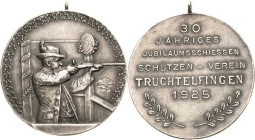 Schützenmedaillen
Truchtelfingen Versilberte Bronzemedaille 1925. 30-jähriges Jubiläum. Schütze nach rechts im Stand / 6 Zeilen Schrift über Eichenzw...