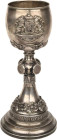 Schützenmedaillen - Schützenpokale
Erlangen Silberner Schützenpokal in Römerform 1877. VI. Bayrisches Bundesschießen Erlangen. Auf der Kuppa bekrönte...