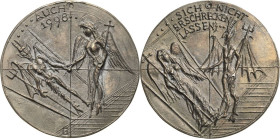 Güttler, Peter Götz *1939 Weißmetallgussmedaille 1997. Zum neuen Jahr 1998. Teufel links und Engel rechts Hand in Hand / Engel links und Teufel rechts...