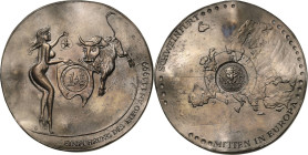 Güttler, Peter Götz *1939 Weißmetallgussmedaille 1999. Auf die Einführung des Euro - Schweinfurt mitten in Europa. Nach rechts gewandt stehende, nackt...