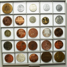Numismatik und Prägetechnik
Lot-35 Stück Interessantes Lot von Medaillen zum Thema Numismatik und Prägetechnik. Darunter Kupfer-, Bronze-, Aluminiumm...