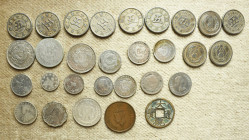 Asien
Lot-28 Stück Dabei u.a.: China-Cash (1x). 20 Cents (4x). 10 Cents (5x) verschiedene Provinzen. Indien (4x). Japan-5 Sen (11x) verschiedene Jahr...