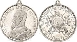 Bayern
Prinzregent Luitpold 1886-1912 Aluminiummedaille 1898 (Balmberger) 13. Mittelfränkisches Bundesschießen in Zirndorf. Brustbild nach links / Sc...