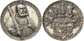 Sachsen-Kurlinie ab 1486 bis 1547 (Ernestiner)
Johann Friedrich der Großmütige 1532-1547 (-1554) Silbergussmedaille 1535 (H. Reinhart d. Ältere) Hüft...