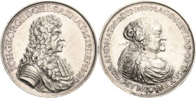 Sachsen-Kurlinie ab 1547 (Albertiner)
Johann Georg III. 1680-1691 Silbermedaille 1687 (M. Omeis) Auf den Tod seiner Mutter Magdalena Sibylle. Brustbi...
