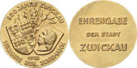 Zwickau
 Vergoldete Bronzemedaille 1935 (unsigniert) Ehrengabe der Stadt anlässlich der 800-Jahrfeier. Auf Lorbeer- und Eichenzweig das Stadtwappen s...