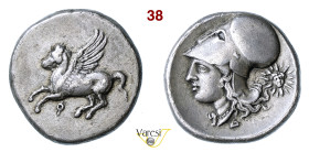 CORINZIA - Corinto (345-307 a.C.) Statere D/ Pegaso in volo e sotto Q R/ Testa elmata di Atena; a d. la testa frontale, raggiante, di Helios Calciati ...