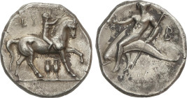 Ancient Greece
Nomos. 332-302 a.C. TARENTUM. CALABRIA. Anv.: Joven a caballo a derecha, sosteniendo riendas y coronando caballo, debajo dos ánforas. ...