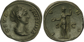 Roman Coins
Empire
Sestercio. 141 d.C. FAUSTINA I. Anv.: DIVA FAVSTINA. Busto a derecha. Rev.: IVNO. Juno diademada y velada estante a izq. con páte...