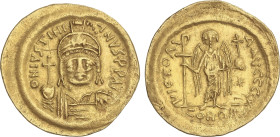 Byzantine Coins
Sólido. (527-565 d.C.). JUSTINIANO I. CONSTANTINOPLA. Anv.: D. N. IVSTINIANVS P. P. AVC. Busto de frente con casco y globo crucífero....