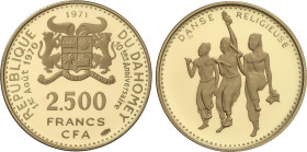 World Coins
Dahomey
2.500 Francs. 1971. 8,87 grs. AU. Danza religiosa: 3 danzantes. Tirada máxima: 960 piezas. MUY ESCASA. Fr-4, KM-6. PROOF.