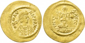 MAURICE TIBERIUS (582-602). Semissis. Constantinople.