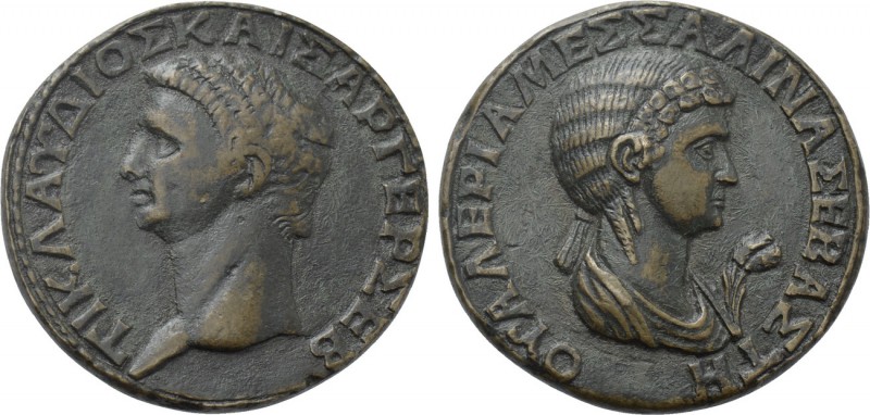CLAUDIUS with MESSALINA (41-54). Ae Medallion "Paduan". 

Obv: ΤΙ ΚΛΑΥΔΙΟΣ ΚΑΙ...