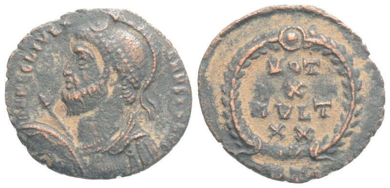Follis Æ
Julian II (361-363), Heraclea, Helmeted, pearl-diademed and cuirassed ...