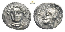 Cilicia, Tarsos AR Obol. Time of Pharnabazos and Datames, circa 384-361 BC. 0,63g 9,8mm