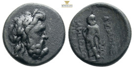 Phrygia, Akmoneia (1st century BC) AE Theodotos, son of Hierokles, magistrate.
Obv: Head of Zeus to right, wearing oak wreath.
Rev: ΑΚΜΟΝΕΩ - ΘΕΟΔΟΤΟ ...