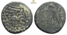PONTOS.Amisos.(Circa 105-63 BC).Ae.

Obv : Aegis with Gorgon's head at center.

Rev : AΜΙΣΟΥ.
Nike advancing right, holding wreath and palm branch, be...