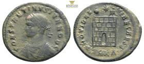 Constantine (306-337 AD) for Constantinus II Caesar. AE Nummus
Obv. CONSTANTINVS IVN NOB C, Laureate, draped and cuirassed bust left.
Rev. PROVIDENTIA...