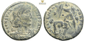 Constantius II (337-361 AD). Constantinopolis, 351-355.
Obv. D N CONSTANTIVS PF AVG, pearl-diademed, draped and cuirassed bust right.
Rev. FEL TEMP RE...