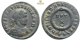 Constantinus II. (337 - 340 n. Chr.).
Follis. 320 - 321 n. Chr. Ticinum.
Vs: CONSTANTINVS IVN NOB C. Büste mit Lorbeerkranz, Paludament und Panzer rec...