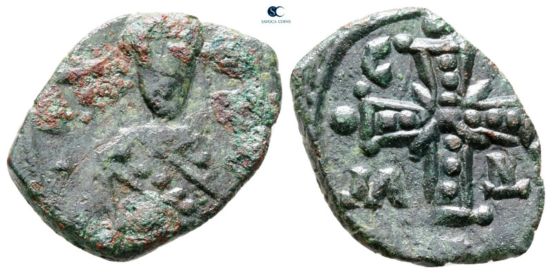 Alexius I Comnenus AD 1081-1118. Thessalonica
Tetarteron Æ

19 mm, 2,28 g

...