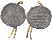 VENEZIA
Francesco Molin Doge XCIX, 1646-1655.
Bolla plumbea con cordone.
Dr. S•M•VENET (lungo l’asta) DVX - FRANC•MOLINO. San Marco, stante verso s...