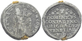 VENEZIA
Domenico Contarini Doge CIV, 1659-1675.
Bolla plumbea.
Dr. •S•M•VENETV (lungo l’asta) DVX - DOMIN•CONTA. San Marco, stante verso s., tiene ...