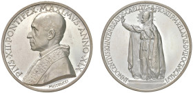 PIO XII (1939-1958) - Beatificazione di Innocenzo XI, anno XIX
Argento
Diam. 44 mm - Peso 35,26 gr.
Bartolotti E.957
q.FDC/FDC FS