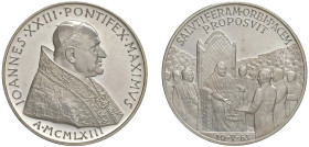 GIOVANNI XXIII (1958-1963) - Premio Balzan, 1963
Argento
Diam. 44 mm - Peso 40,83 gr.
Modesti 271
q.FDC-FDC