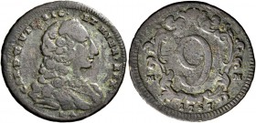 Monete di zecche italiane
Napoli 
Carlo di Borbone, 1734-1759.  Da 9 cavalli 1757,  Æ 4,43 g.  CAR D G UTR SIC – ET HIER REX  Busto drappeggiato e c...