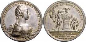 Interessante serie di medaglie del Regno delle Due Sicilie 
Ferdinando IV poi I di Borbone, 1759-1825. I periodo: 1759-1799.  Medaglia 1768.  AR 25,9...
