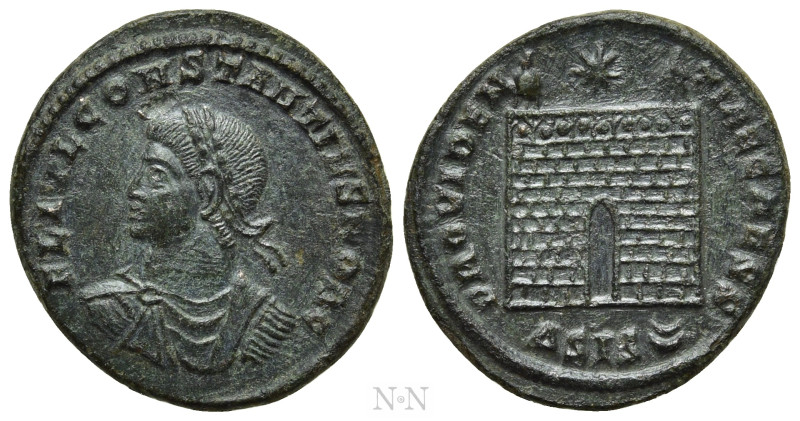 CONSTANTIUS II (Caesar, 324-337). Follis. Siscia. 

Obv: FL IVL CONSTANTIVS NO...