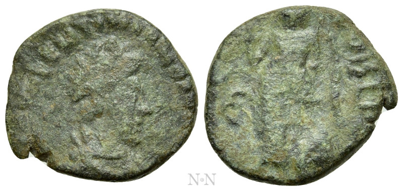 VALENTINIAN III (425-455). Nummus. Rome. 

Obv: Diademed, draped and cuirassed...
