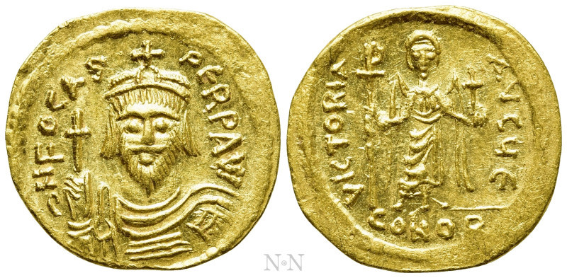 PHOCAS (602-610). GOLD Solidus. Constantinople. 

Obv: δ N FOCAS PЄRP AVG. 
C...