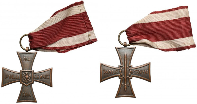 PRL, Krzyż Walecznych 1944 Lekko obiegowy.&nbsp; Wymiary: 48 x 43 mm.&nbsp; Refe...