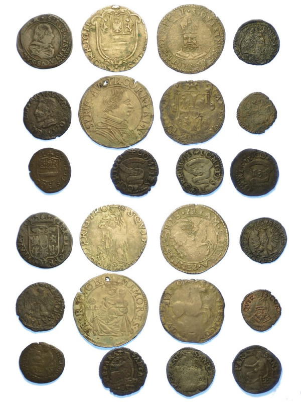 CORREGGIO. Lotto di dodici monete.

Monetazione mista dal XVI al XVII secolo, ...