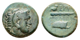 IONIA. Erythrai.(Circa 4th century BC).Ae.

Obv : Head of Herakles right, wearing lion skin.

Rev : EPY / ΠYΘEPMOΣ.
Club left above bow in bowcase rig...