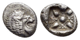IONIA. Miletos.(6th-5th centuries BC).Obol.

Obv : Forepart of lion left, head right.

Rev : Stellate floral design, with M replacing one of the flora...